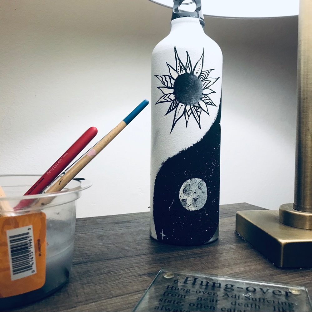 Hand painted Yin and Yang steal water bottle